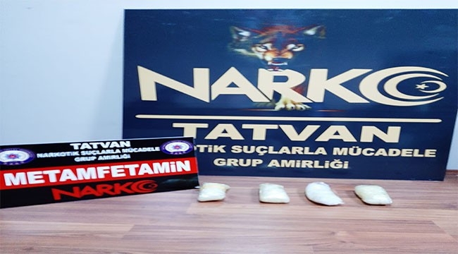 Bitlis'te Şüpheli Aracın İçinden 1 Kilo Metamfetamin Çıktı
