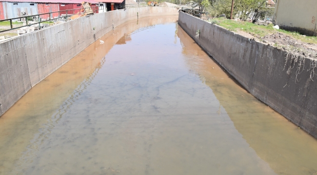 Tatvan'daki 3 Kilometrelik Kanalın Temizliği Tamamlandı