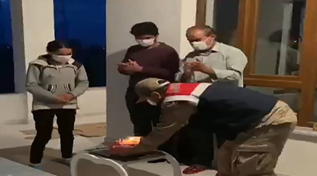  Adilcevaz'da Jandarma Ekiplerinin Zeynep Erçetin'e Doğum Günü Sürprizi