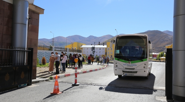 Bitlis'te Halk Otobüsleri Kampüs İçerisinde Ring Servislerine Başladı