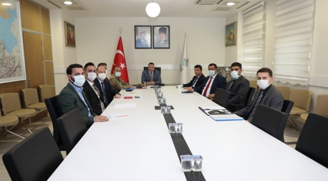 Bitlis'te Metruk Binalar İle İlgili Bilgilendirme Toplantısı Yapıldı