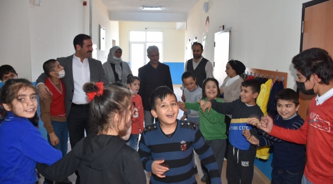 Başkan Geylani, Özel Çocukları Ziyaret Etti