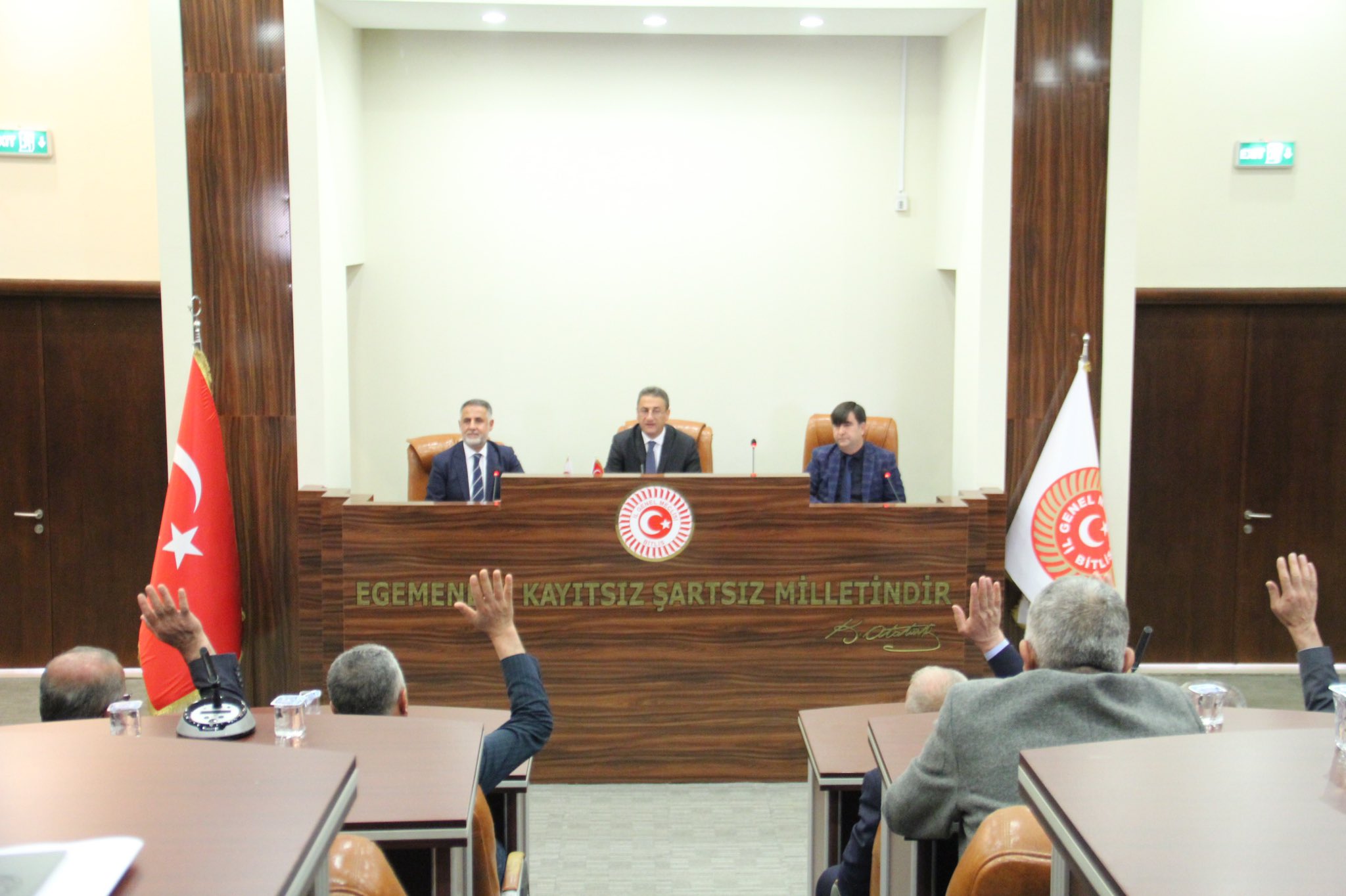 Bitlis Valisi Erol Karaömeroğlu İl Genel Meclisi Kasım Ayı Olağan Toplantısına Katıldı 