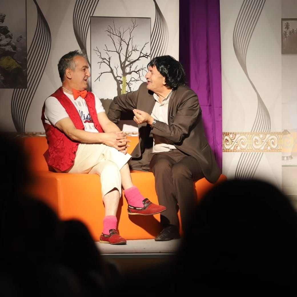 Erzurum Şehir Tiyatrosu "Sosyete" adlı oyunla Türkiye turnesinde